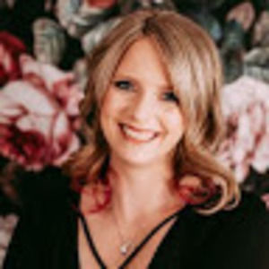 Meet your Posher, Alanda